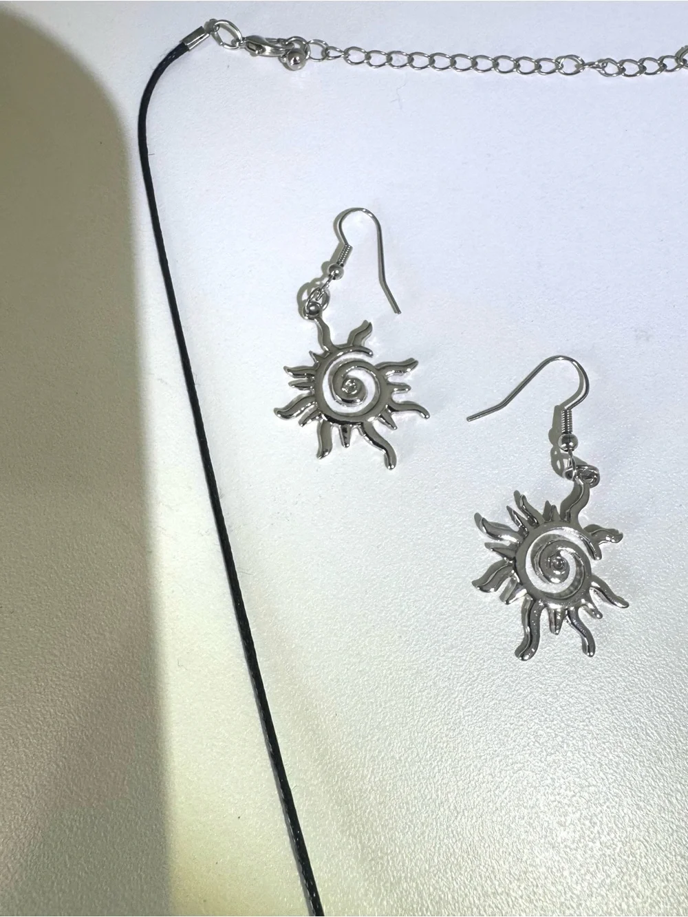 Silver Sunburst Pendant Necklace and Earring Set -